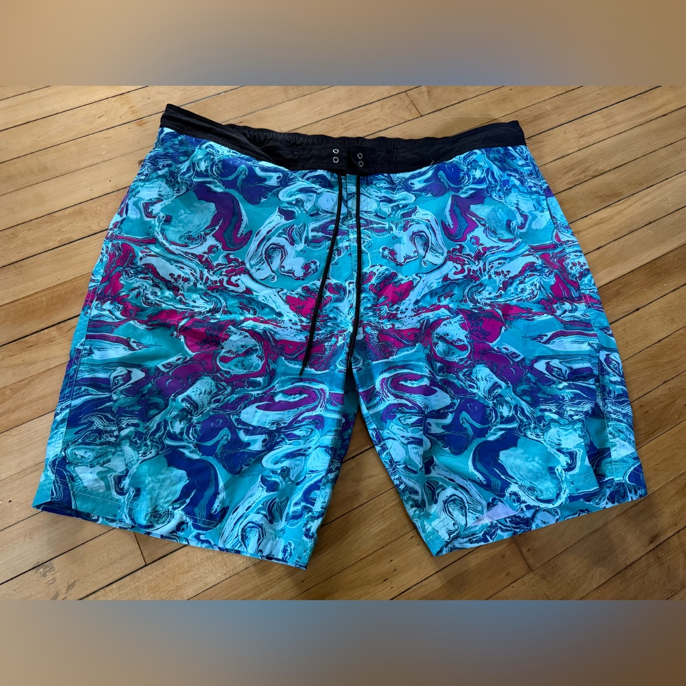 Roundtree and Yorke men’s big and tall quick dry swim trunks marbled print